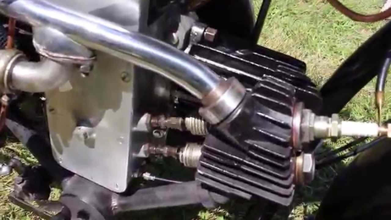 Mark Turkington starts 1924 Douglas motorcycle at Brit Jam
