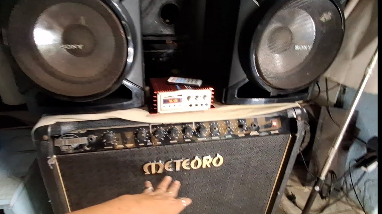 Caixa sony GTR555 