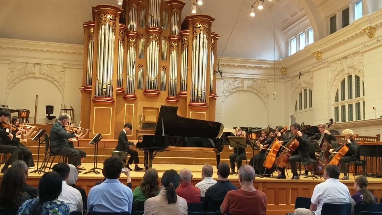 Mozart Piano Concerto in C no.21 1st mov.