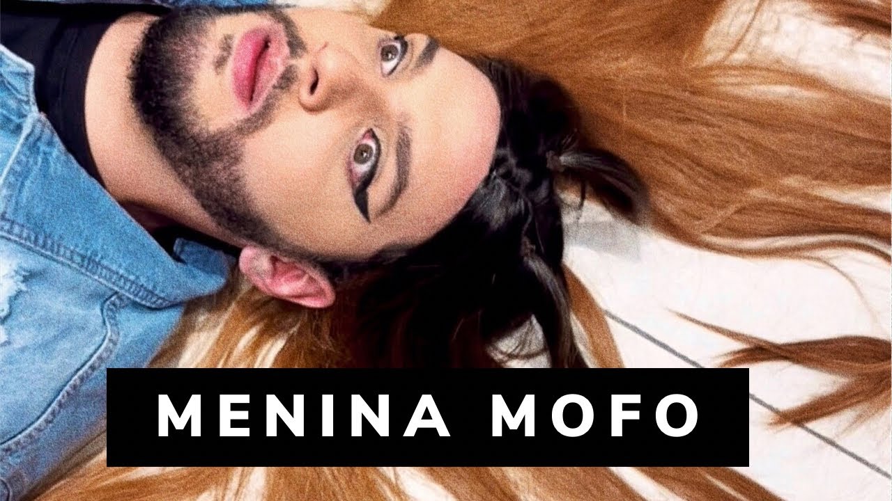 MENINA MOFO - Os brinquedos ganham vida e perseguem Mofe