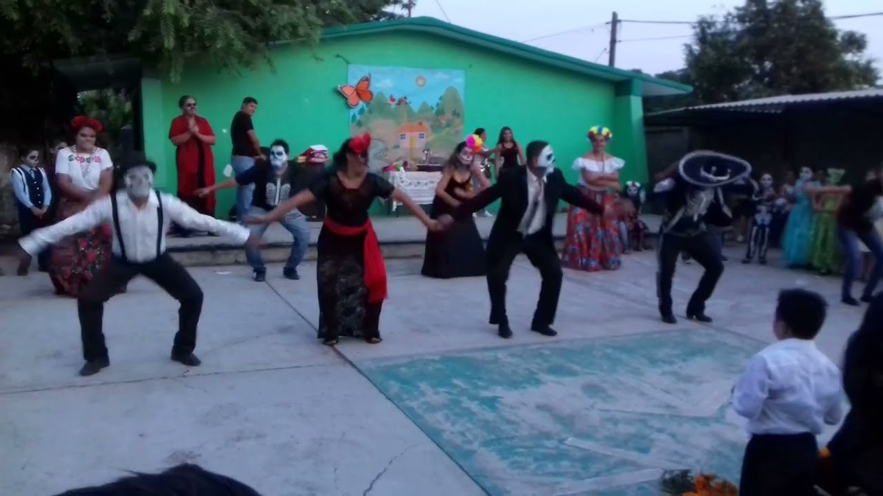 Huesitos: baile de maestros
