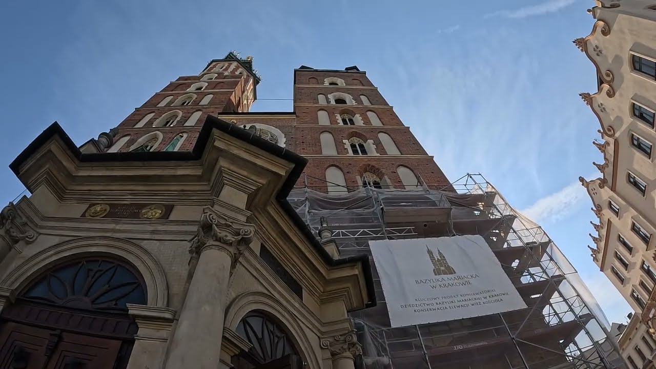 Bazykika Mariacka w Krakowie, wejście na wieżę.