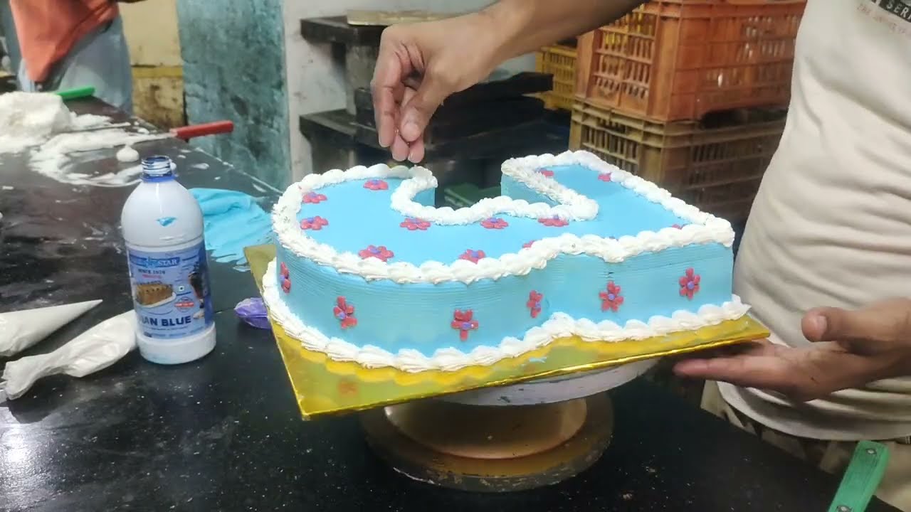3 number birthday cake 💞🎂🎈