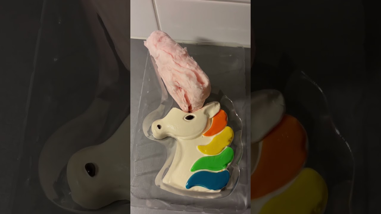The Candy Floss and #Unicorn Gummy!