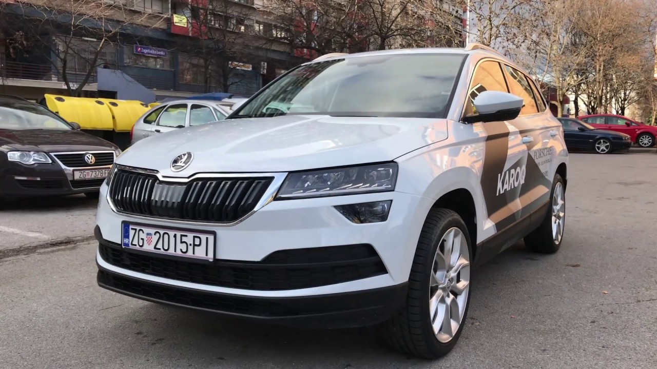 Škoda Karoq в углубленном обзоре плюс интерьер в темноте с прохладным окружающим освещением!
