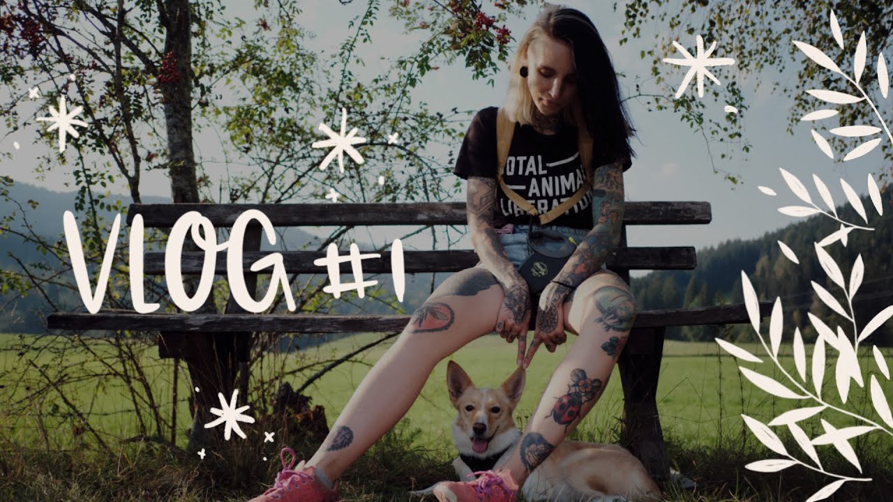 Vlog #1 | Vegan Vacation with our Dog