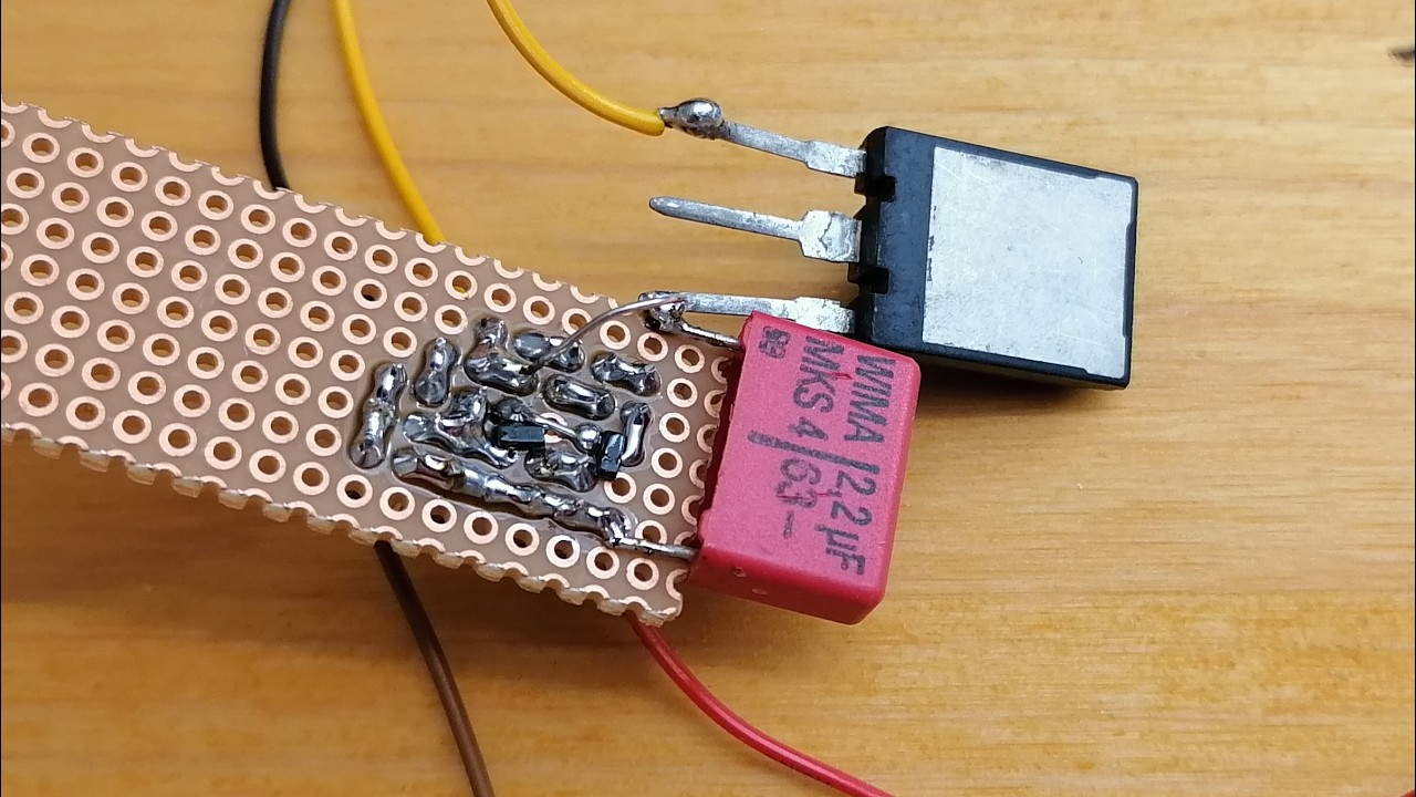Schmitt Trigger mal anders - Thyristor zünden