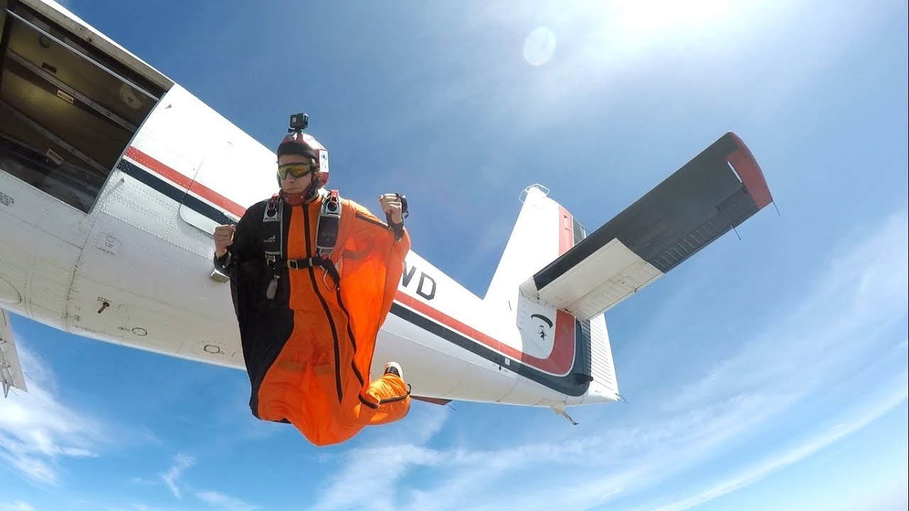 Wingsuit. The first steps.