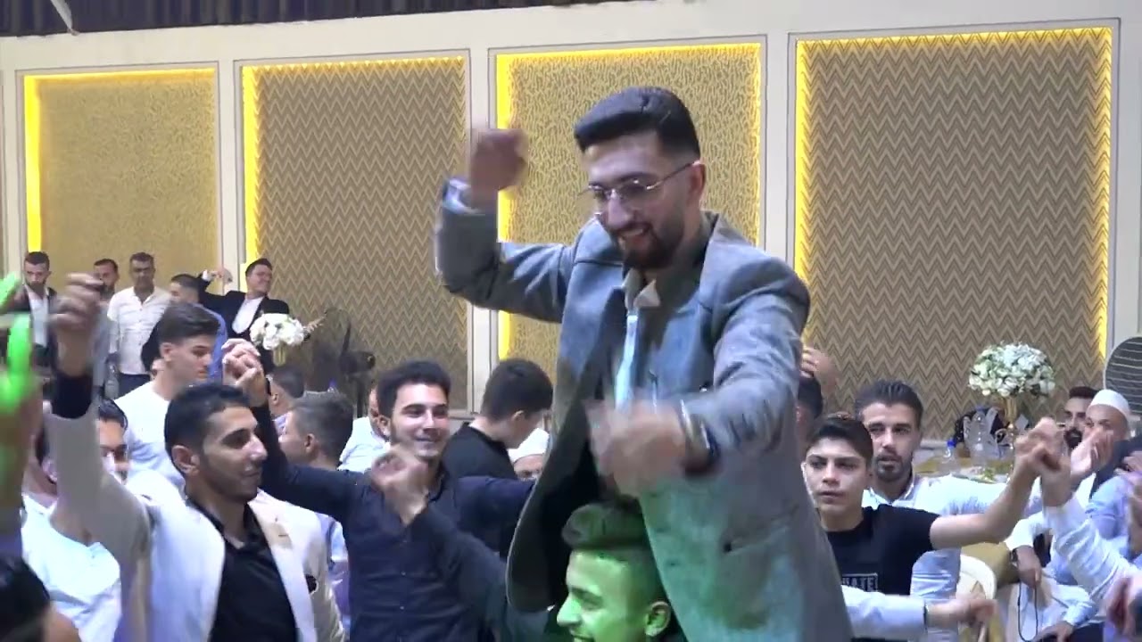 حفل زفاف العريس عبد العزيز محمد شيخ كدرو / أحيا الحفل المنشد منذر الخطيب وفرقته #4