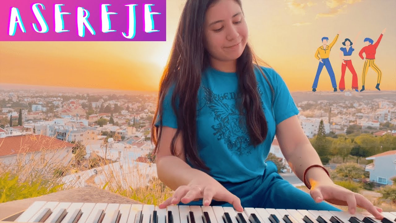 Asereje Piano-Vocal cover by Danielle.