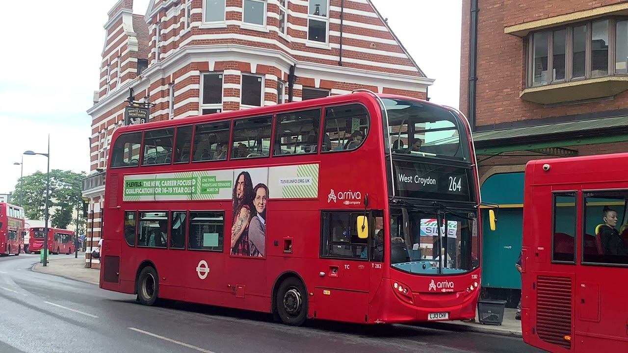1 hour of “264 to Tooting, St George’s Hospital”