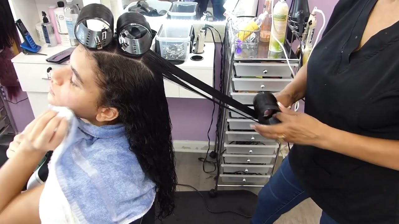 Mother and Daughter getting their hair done at Oasis Dominican Salon