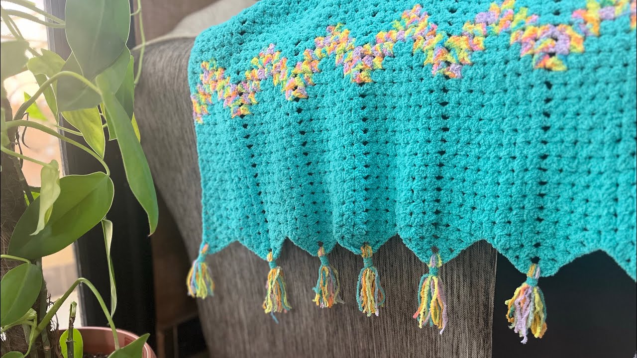 اسهل بطانيه بيبي بغرزه الجراني الزجزاج crochet zigzag granny stitch 