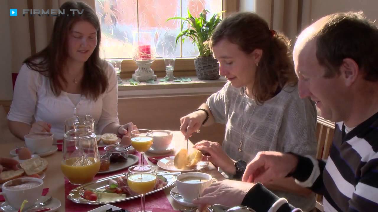Landgasthof Gastwirtschaft Zum B&auml;ren in Langerringen - Gasthof mit Cafe, Ferienwohnungen, Hofladen