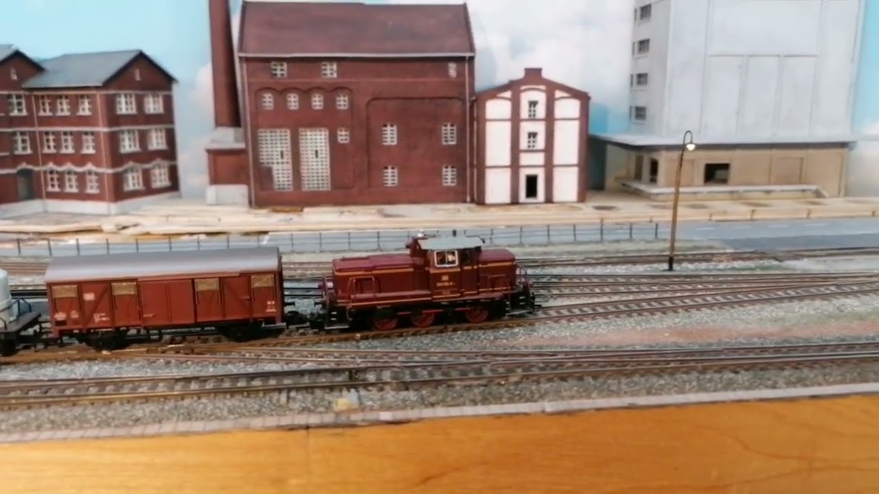 Wagen von V60 auf V29 Meterspur übergeben