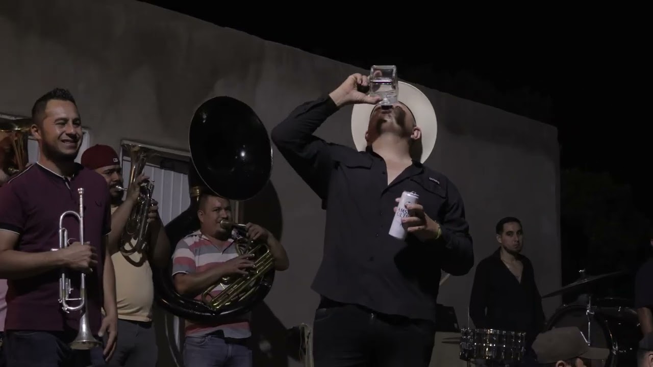 Miguel padilla-Al lomo de un caballo ( video oficial 2025)