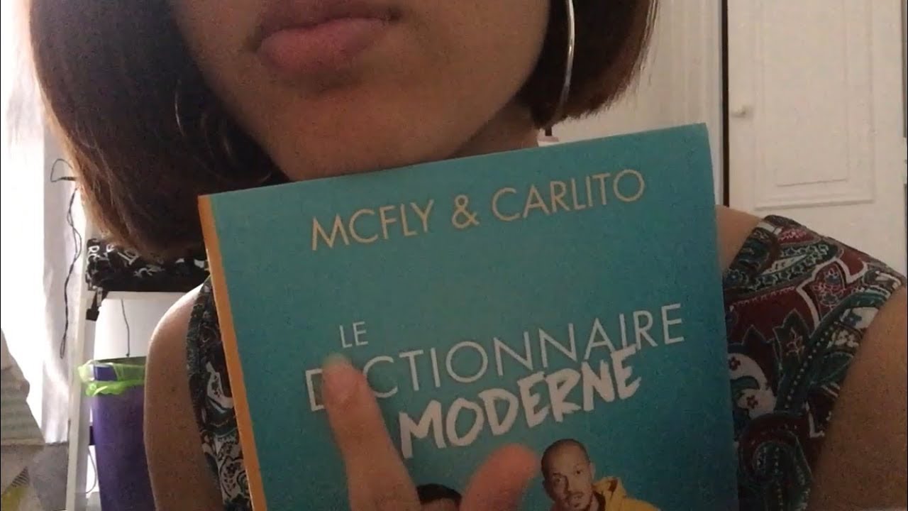ASMR FRANÇAIS - Tracing sur un livre et lecture inaudible