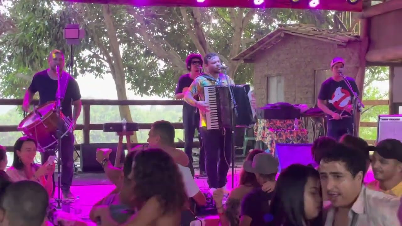 Fulo Do Amor, Nao To Nem Ai, Mexe Mexe, Meu Coco Tem - Trio Maribondo
