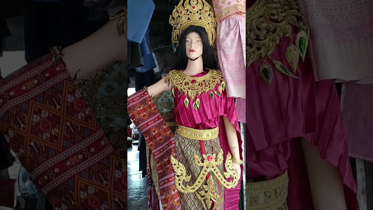 ใส่ชุดไทยเที่ยวเจดีย์