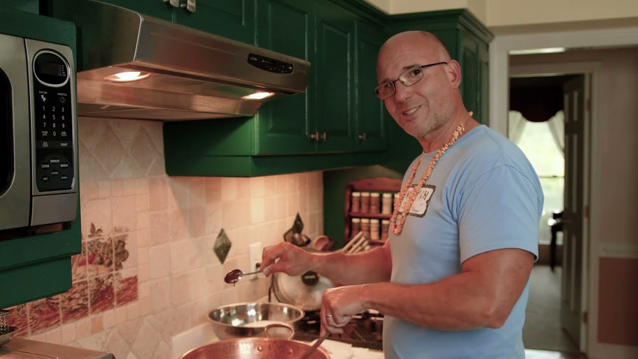 Sam's Persimmon Hickory Nut Bread & Berry Jam with Linwood Watson