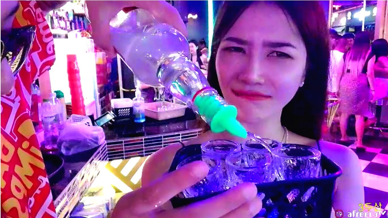 태국 술집여자에게 술을 계속 사주자 나오는 반응