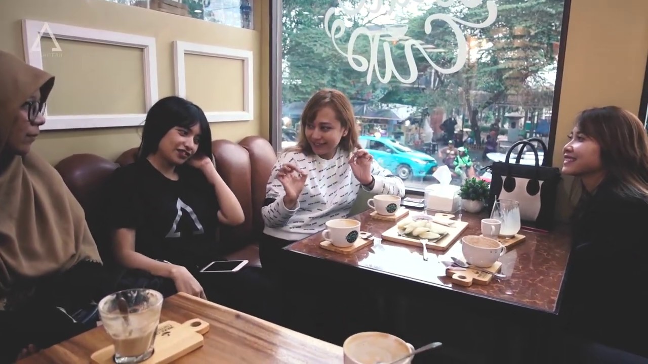 Meet and Greet AiUshiteru Bandung (Alasan AiU keluar Garasi??)