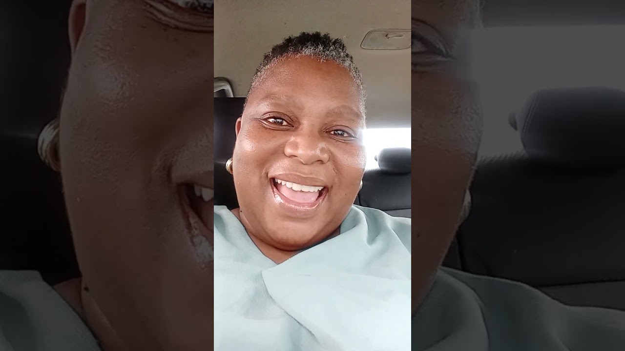 Ukuphehlelelwa vs Ukuqesha igqirha