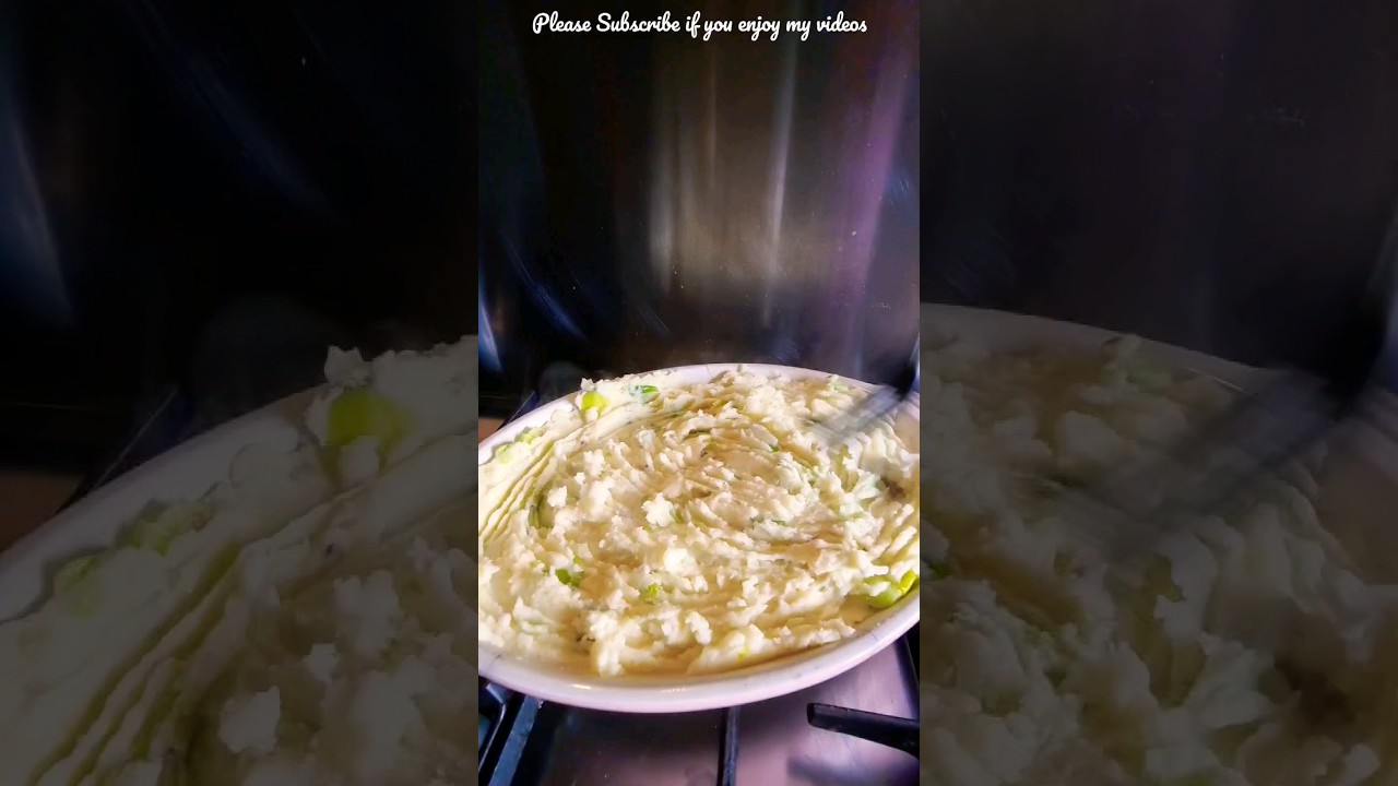 Super easy Cheese & Leek Potatoe Pie #food #cooking #recipe #vegetarian