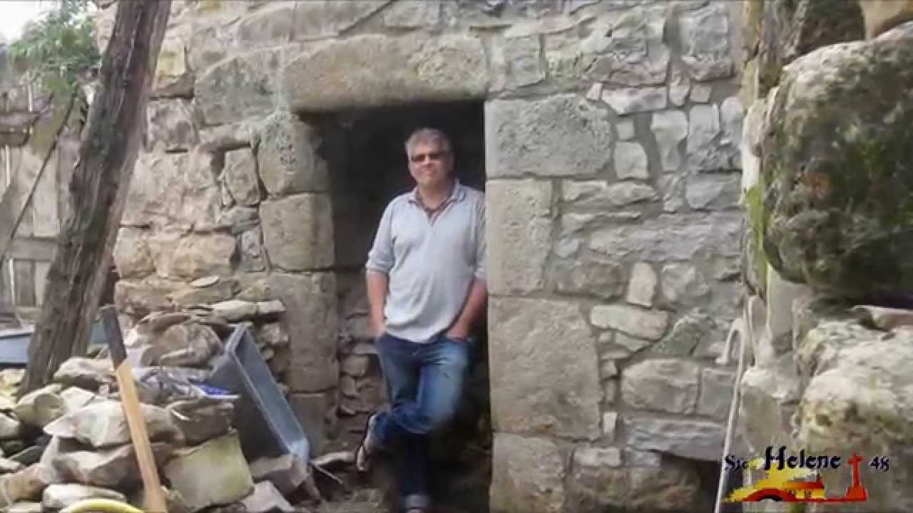 Rénovation d'une taverne médiévale à Ste Hélène ( 48 )