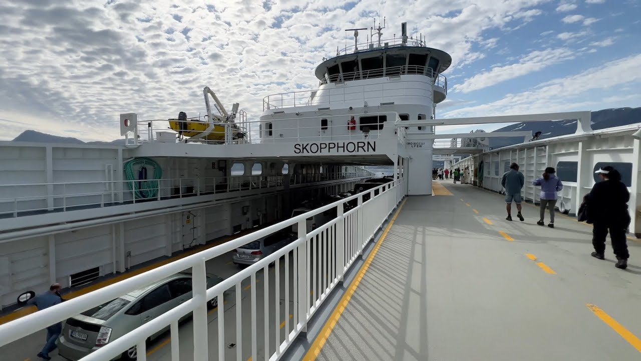 Ålesund & Sykkylven, Norway - Sykkylven-Magerholm Ferry Complete Tour (2022)