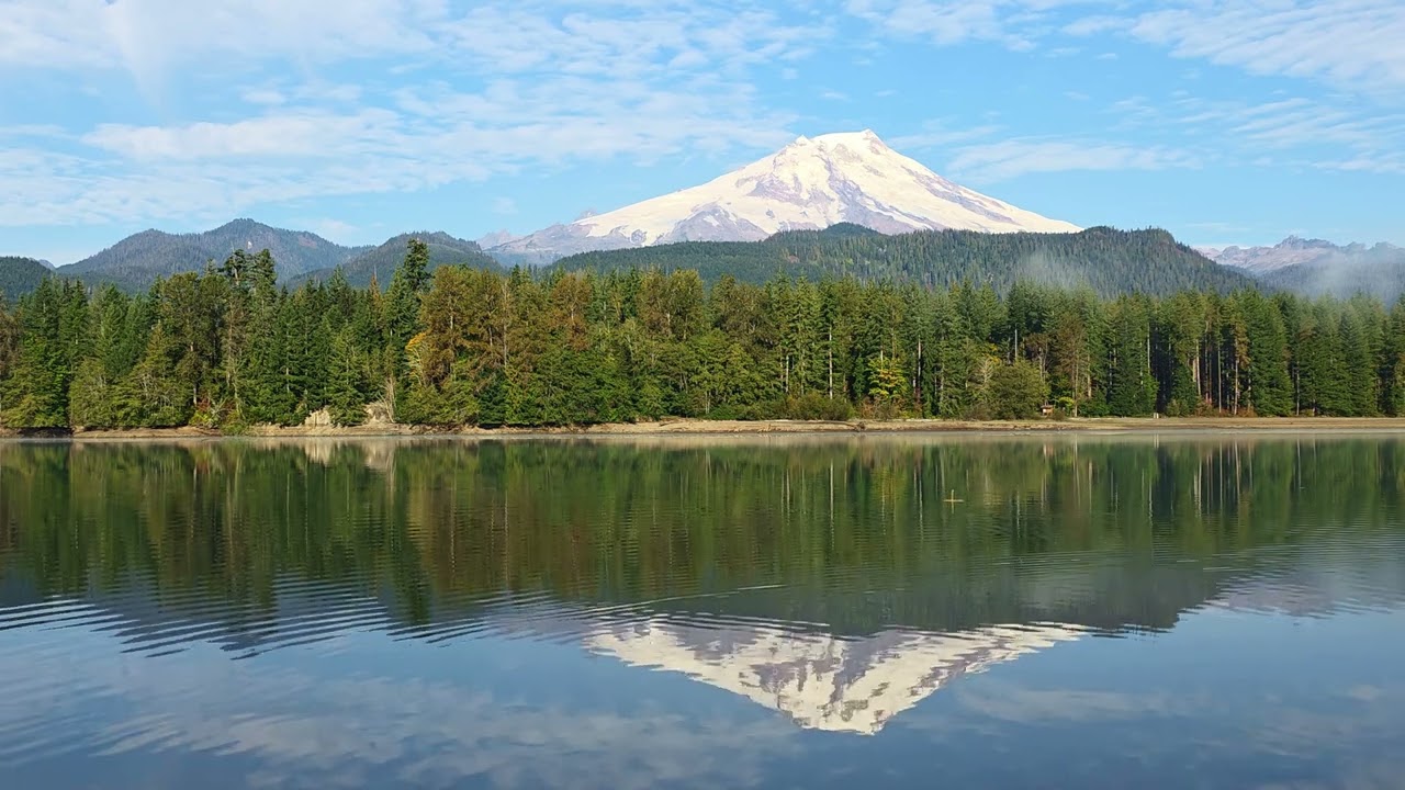 4K Baker Lake Relaxation | Lapping Water & Bird Sounds | Meditation or Sleep