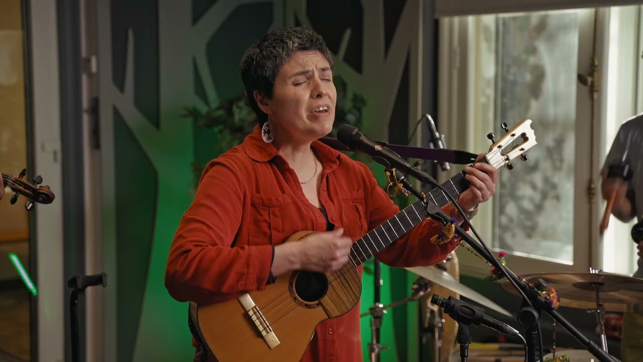 Elizabeth Morris  | Sesión en vivo 2021 | Pajarillo | Grabado para Festival Raíces Bogotá Andina