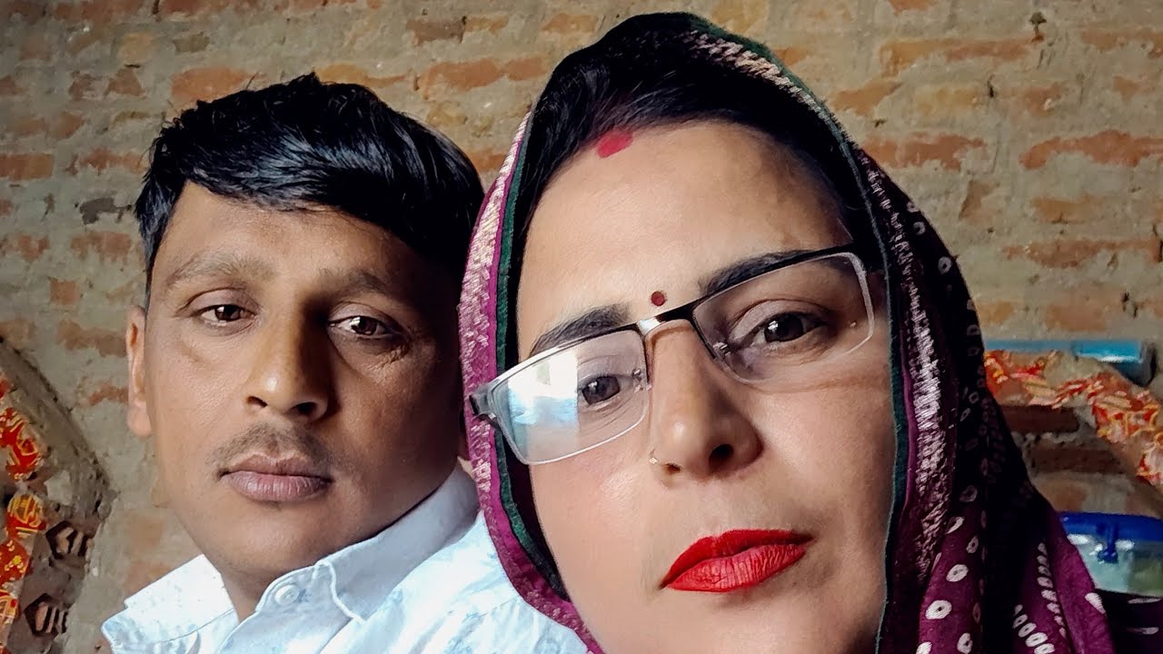 Saroj Yadav लाइव है!