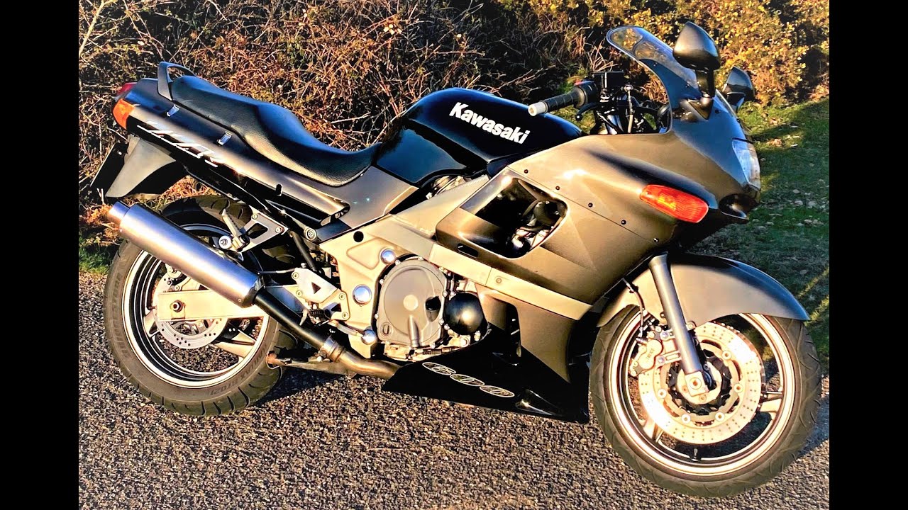 1999 Kawasaki ZZ-R600 Review part 1