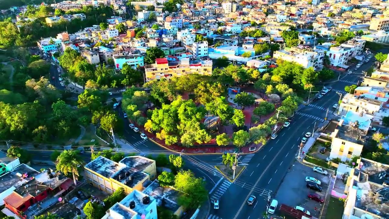 ¡La VISTA MÁS INCREÍBLE de Santo Domingo desde el CIELO!
