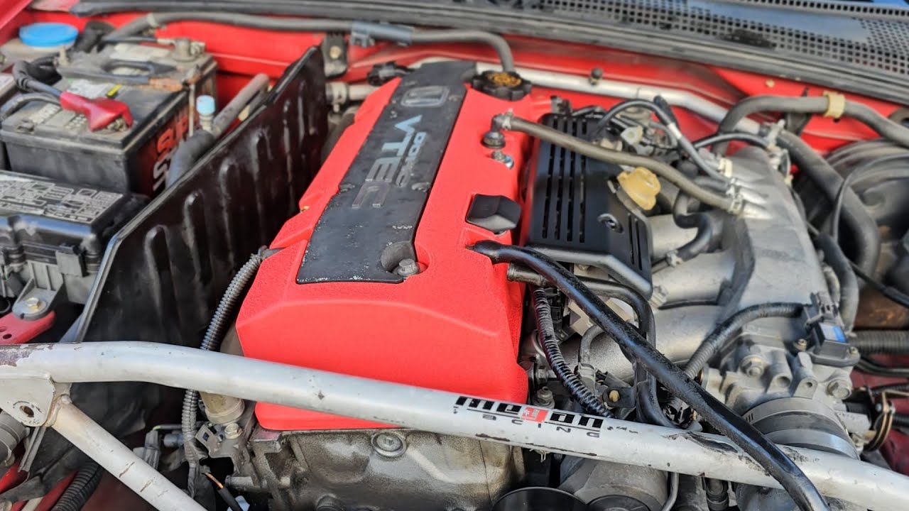 Painting The Valve Cover on the S2000