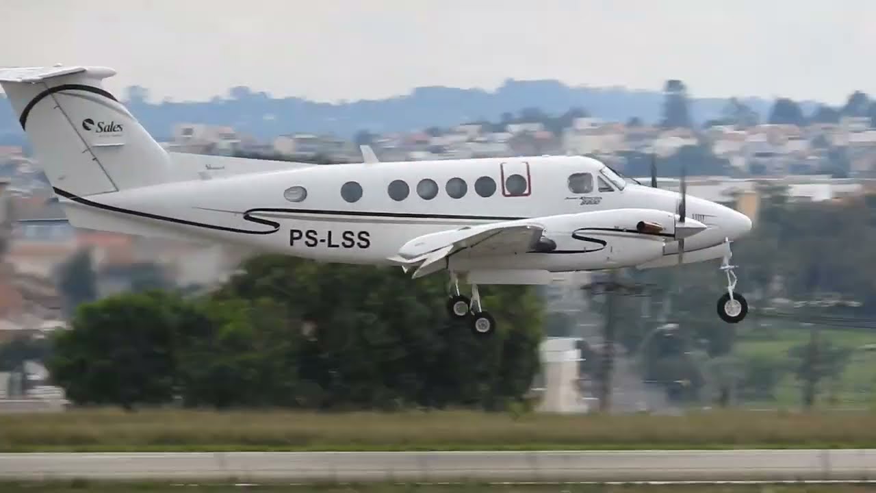 King Air B200 Pouso e Decolagem sobre fortes rajadas de ventos em Sorocaba.