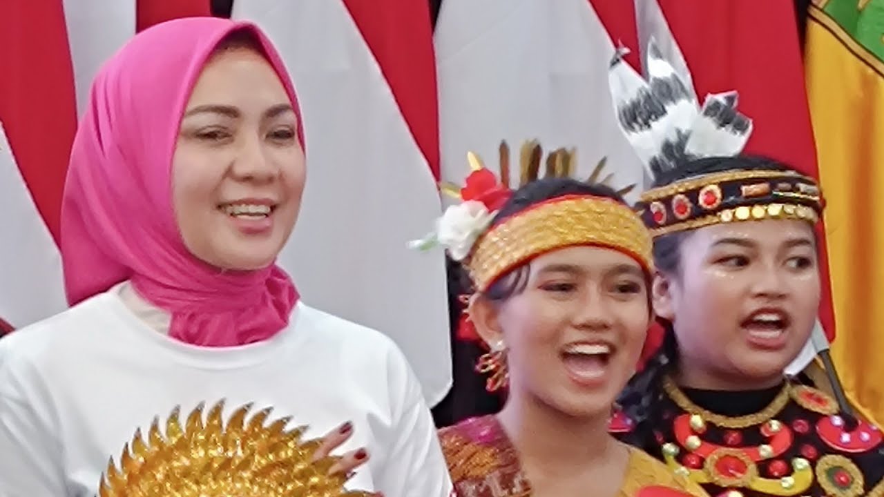 Lagu Medley Nusantara by Pelangi Anak Indonesia.