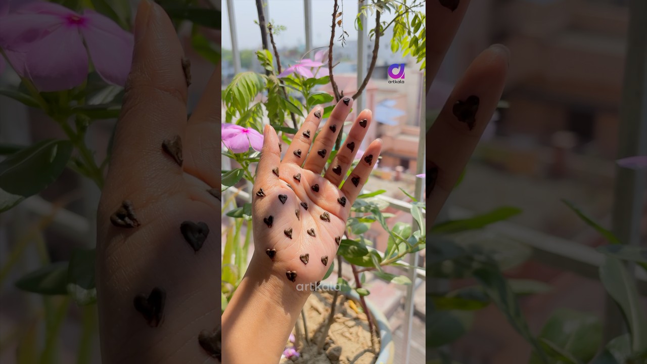 Heart Mehndi 😍 #mehndidesign #mehndidesigns #mehndiart