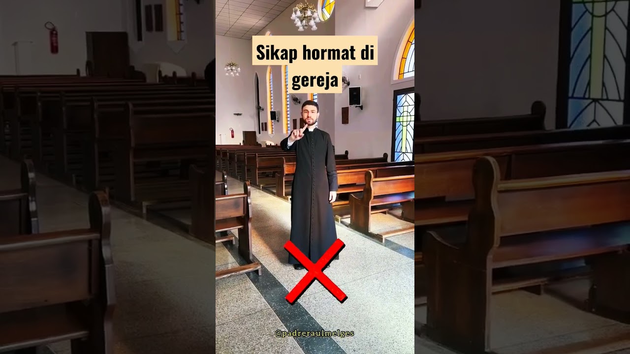 Cara berlutut yang baik dan benar saat masuk ke gereja #shorts #ibadah #katolik