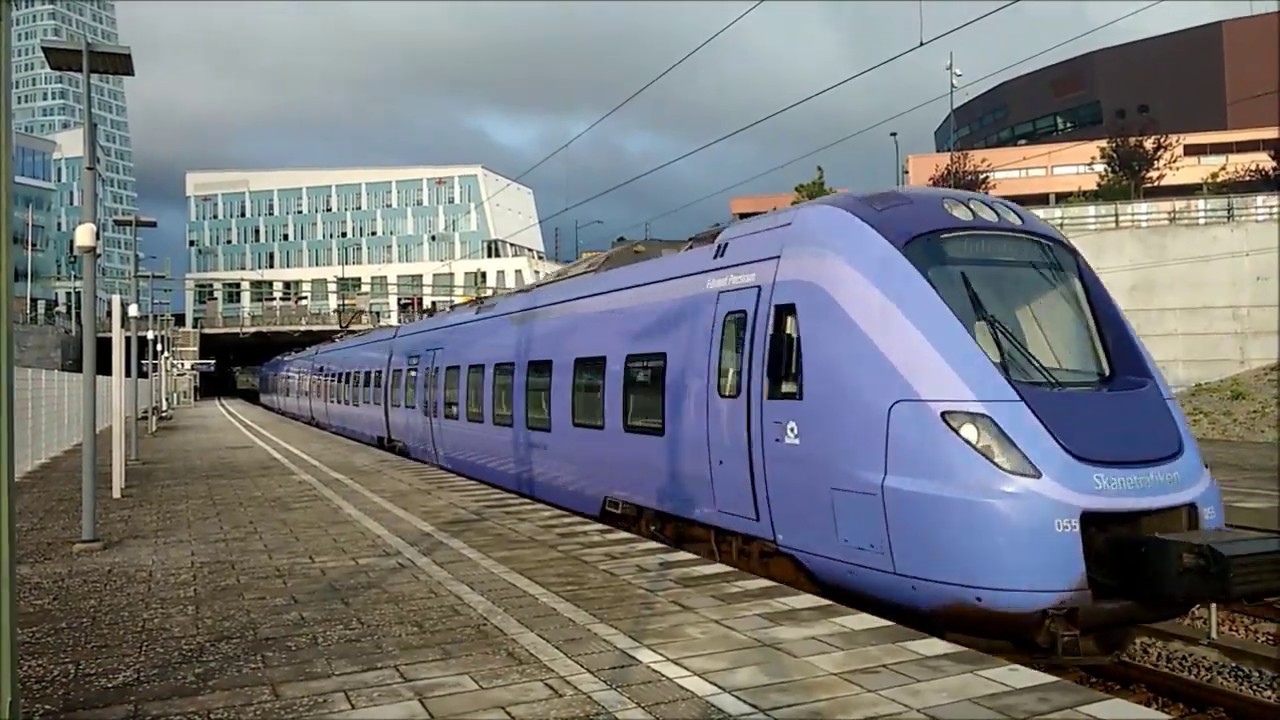 Malmö Hyllie Bahnhof mit X2000 und Øresundståg