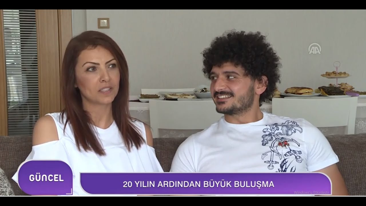 Milli Futbolcu Barış Telli Ve  &Ouml;ğretmeni 20 Yıl Aradan Sonra Yeniden Buluştu!