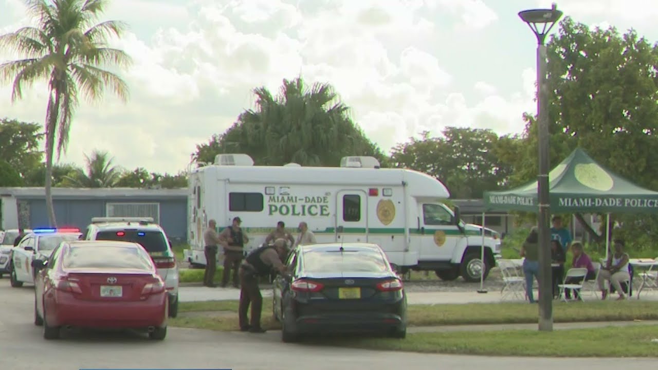 Resident packing up amid evictions at Sweetwater mobile home park