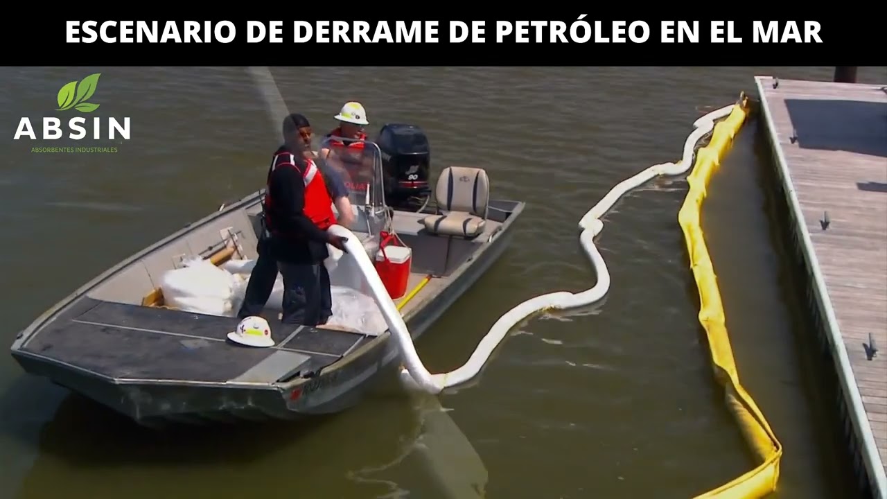 Contención derrame de petróleo en el mar