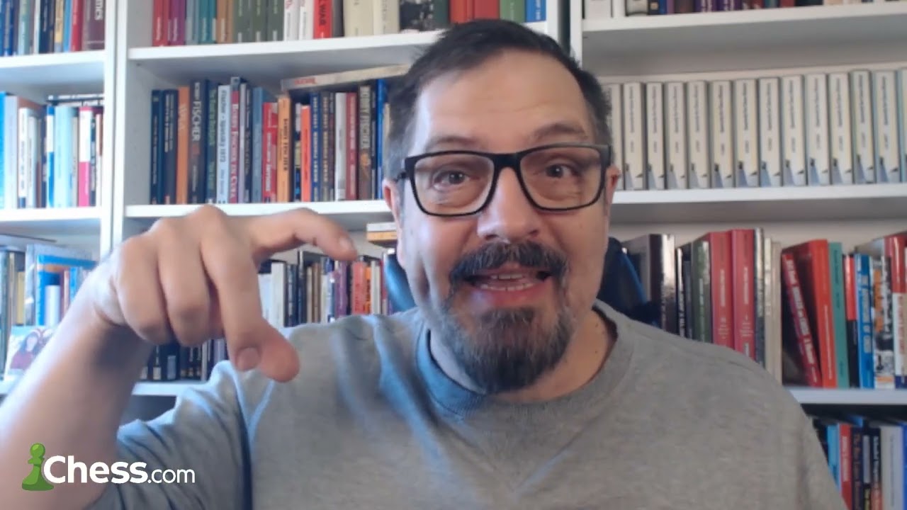 Me ENFRENTO a LEYENDA del AJEDREZ 🔥 [con el mousse roto]