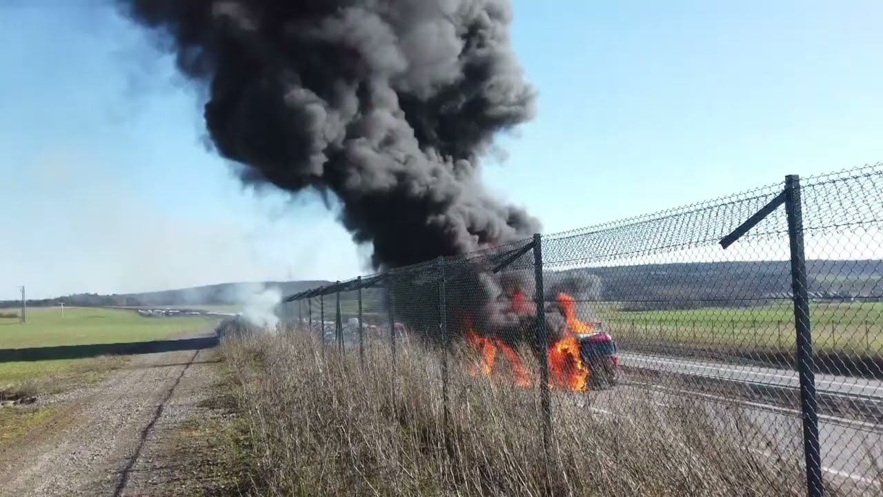 Brennender LKW A49 - 02.03.2026 - LKW Unfall A49 - Unfall Neustadt Hessen
