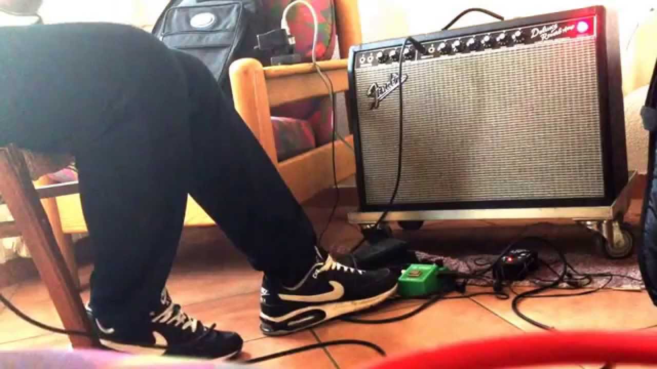 Deluxe reverb with special stratocaster e ts808 . Srv test tone