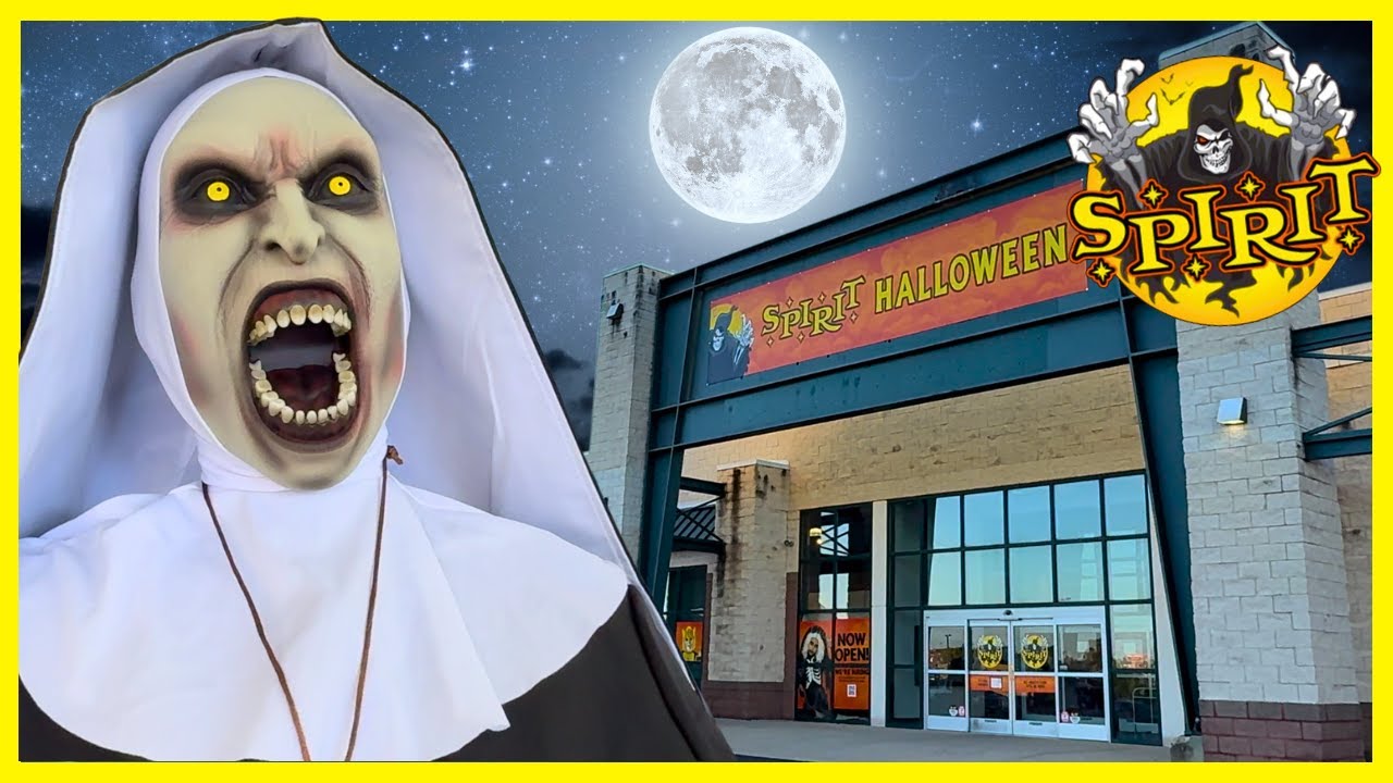 SPIRIT HALLOWEEN Western Hills Store Tour 2025 – Squid Game & Scary Animatronics! 👻🧟