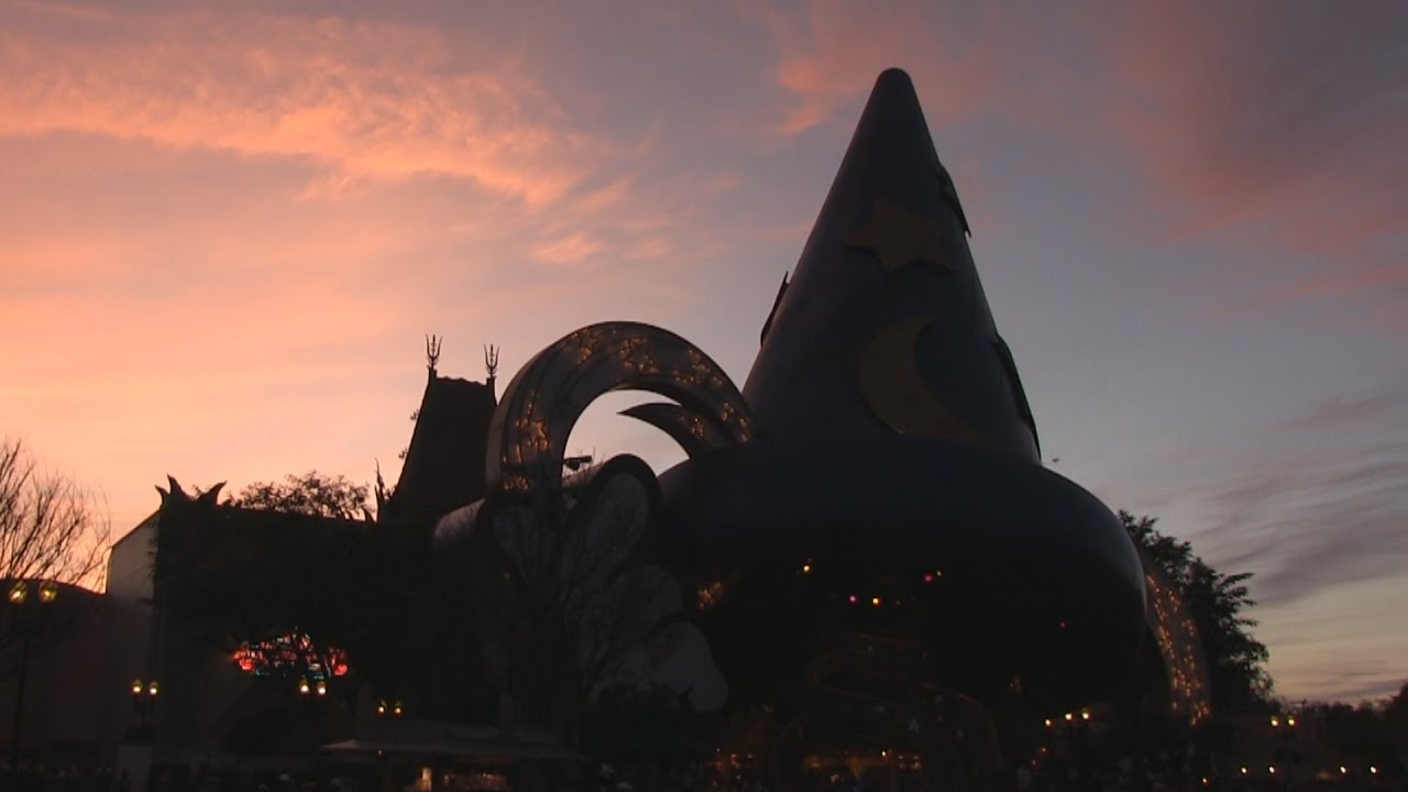 A last look at the Sorcerer's Hat icon at Disney's Hollywood Studios