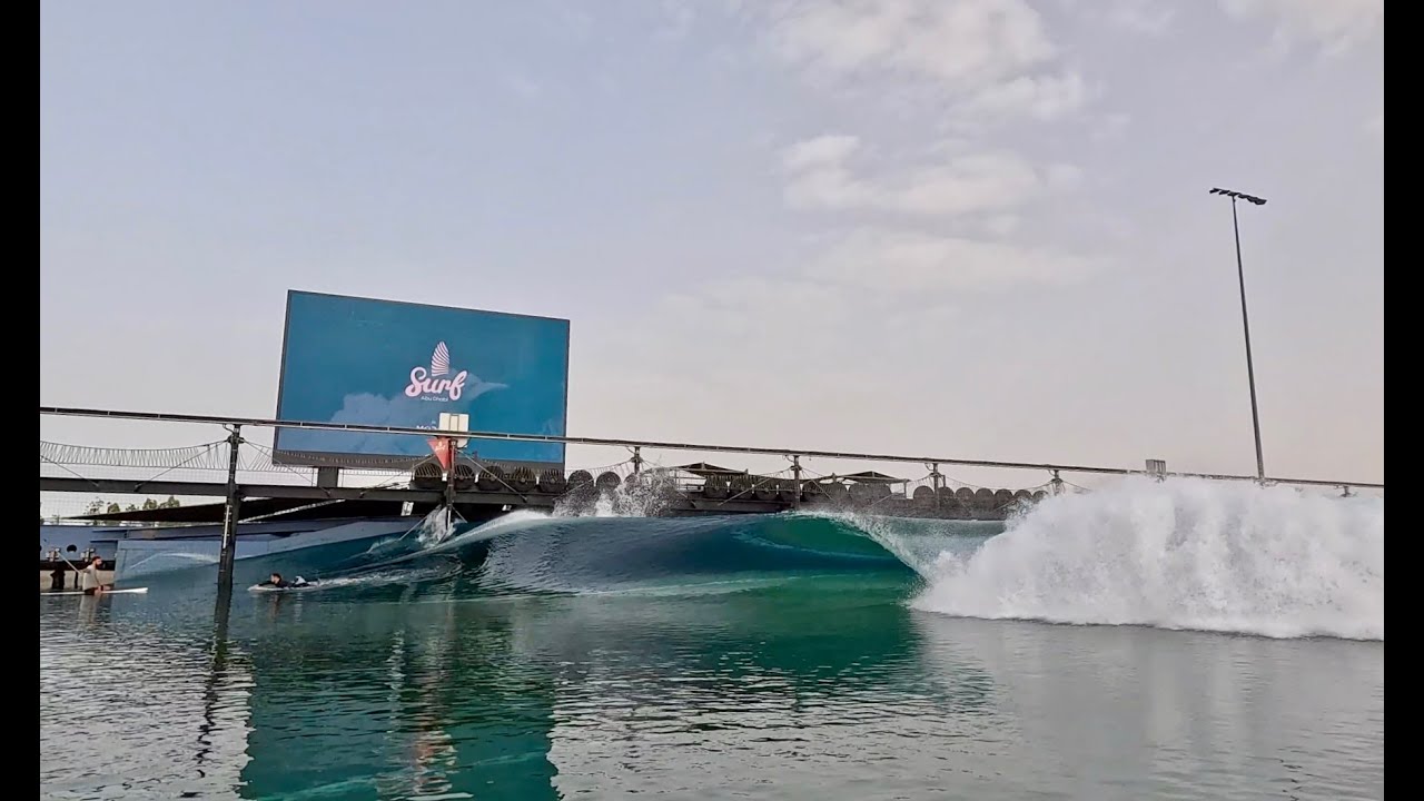 A PISCINA DE ABU DHABI - Bastidores de um dia de treino.